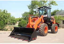 HOW TO OPERATE - A Front End Loader! 